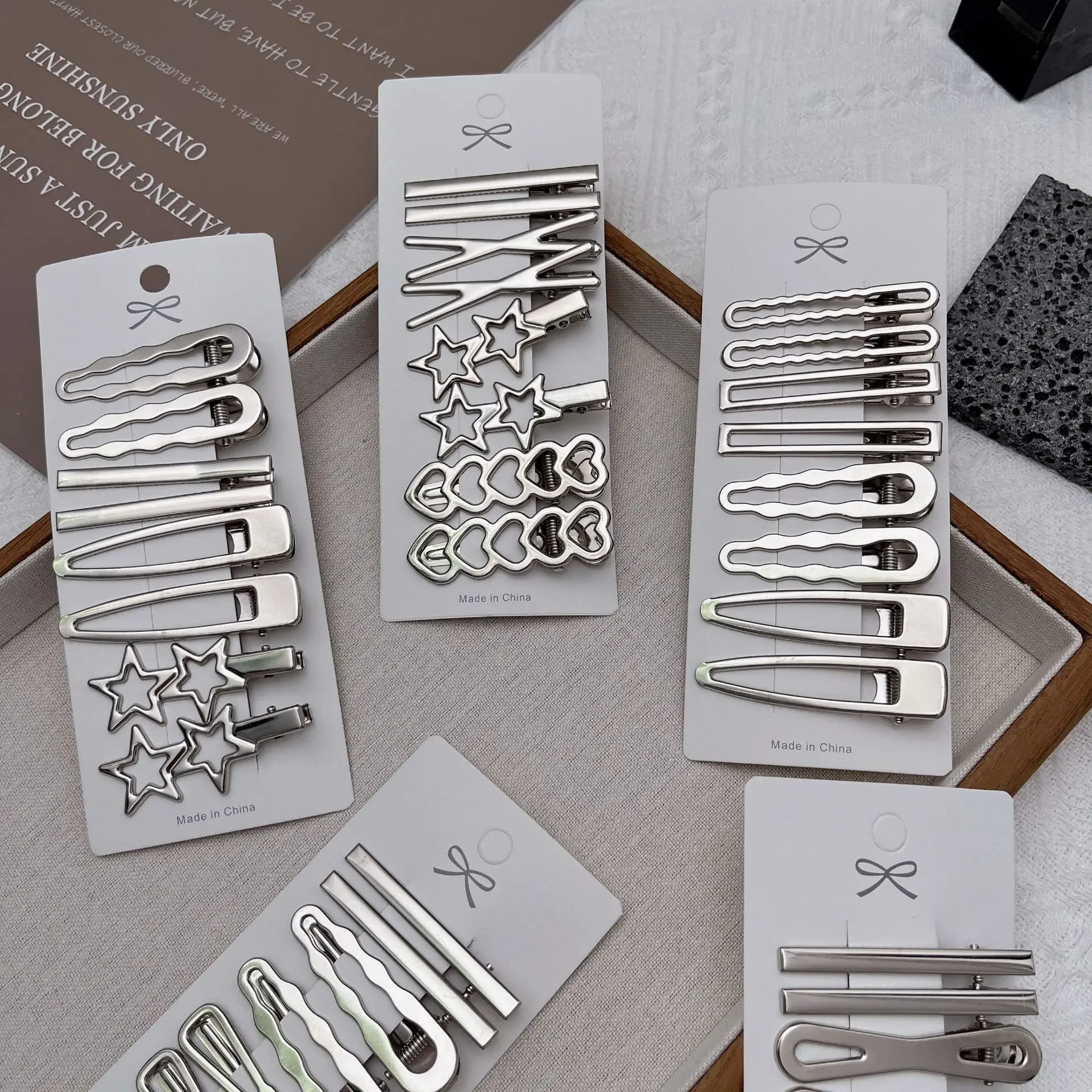 Women Accessories Combo - Sliver โลหะคลิปผมผู้หญิง Y2K Duckbill Hairpin บุคลิกภาพ