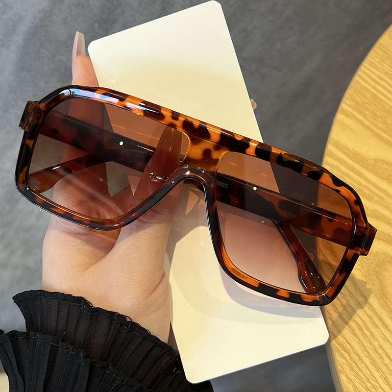 แว่นกันแดดทรงสี่เหลี่ยมขนาดใหญ - Sunglasses Oversized Square บทวิจารณ์และราคา