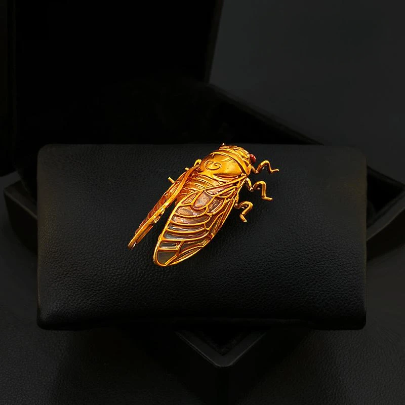 Golden Cicada เข็มกลัดที่สวยงา - Women Accessories Meaning บทวิจารณ์และราคา
