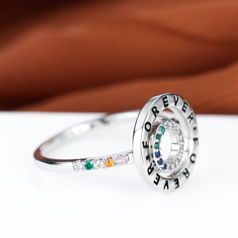 ความหมายอันเป็นนิรันดร์ของยุโร - Women Accessories Meaning บทวิจารณ์และราคา